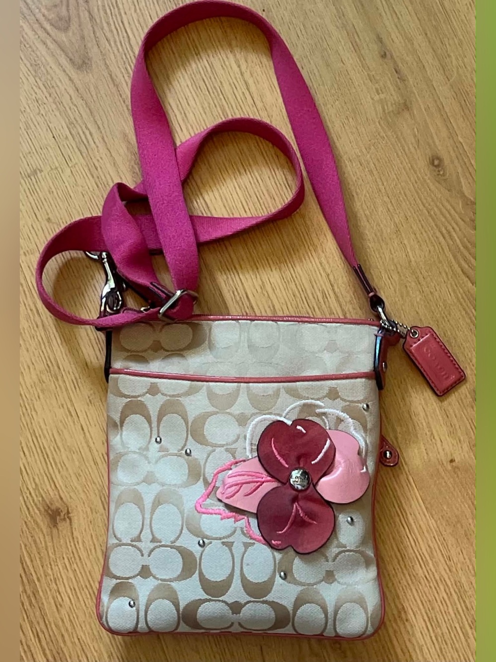 Coach Beige Signature Crossbody with Pink Floral Accent - Picture 7 of 11